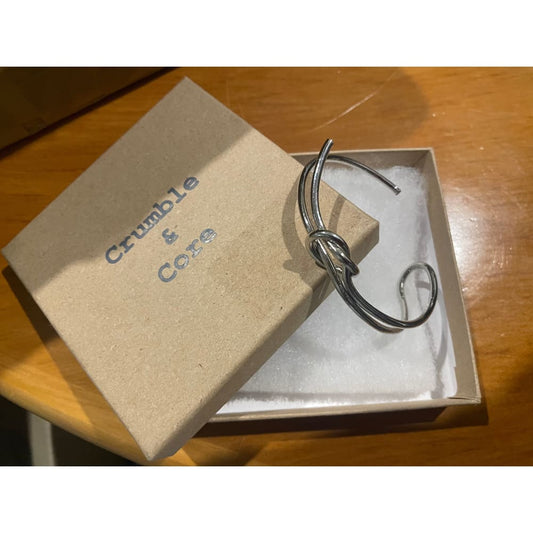 Crumble & core knot cuff bracelet - bracelets bracelet - jewelry fashion accessories