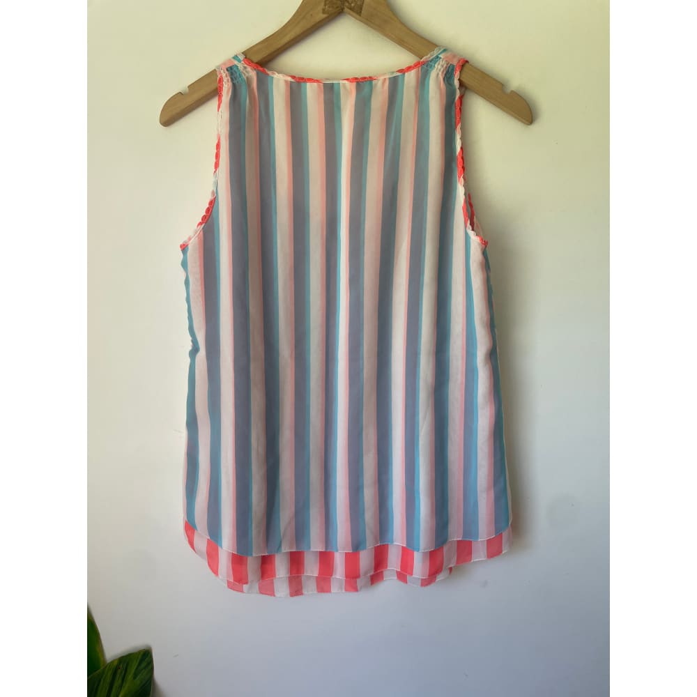 Silvian heach size xs sleeveless top – bold multicolor stripes for effortless style - tank tops condition: used - top