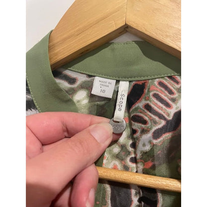 Beautiful sheer scope size 10 zip up top - clothing tops blouse - condition: used - top women’s apparel
