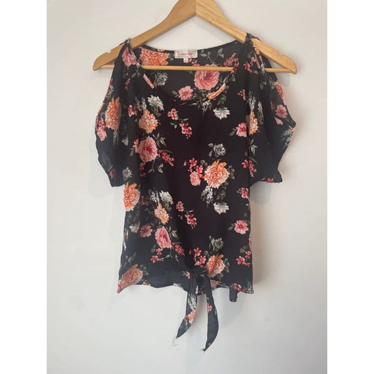 Stella tweed size s floral top - clothing tops blouse - condition: used - short sleeve - top women’s apparel