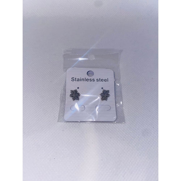 Snowflake stainless steel stud earrings