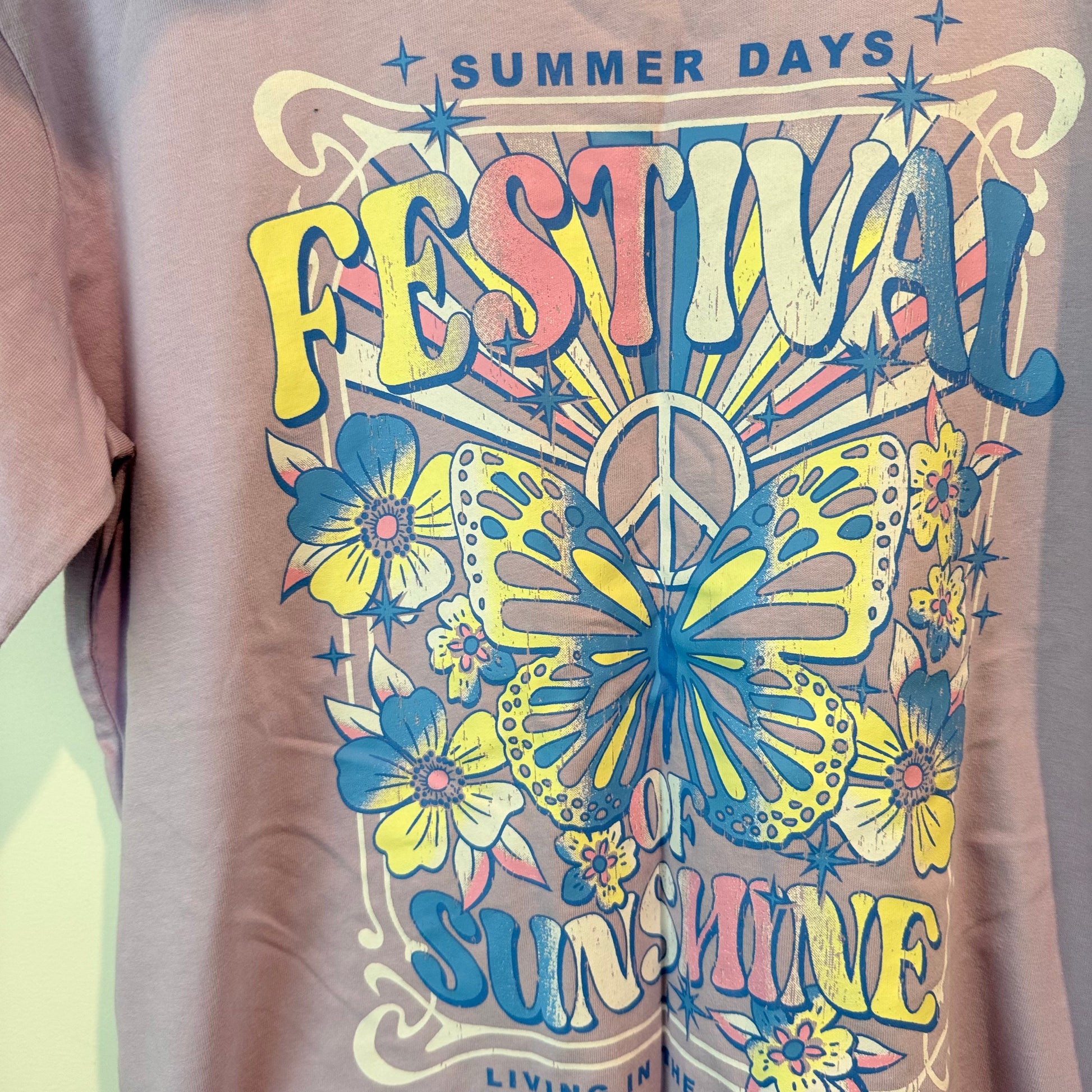 Switch girls size 12 festival oversized graphic tee rrp $24.99 - t-shirts baby clothing
