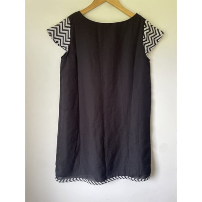 The closet label size m (10) mini dress - dresses condition: used - sleeveless - top women’s apparel