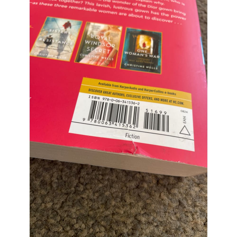 The paris gown by christine wells - books printed media