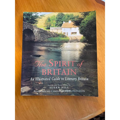 The spirit of britain: an illustrated guide to literary britain - print books book - condition: used - history
