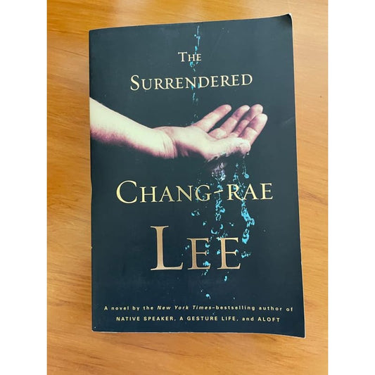 The surrendered - chang-rae lee - print books book - condition: used - fiction - fiction book printed media