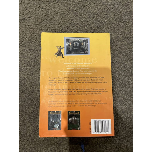 Finns quest: the queen-seekers - print books book - condition: used - fantasy - fiction printed media