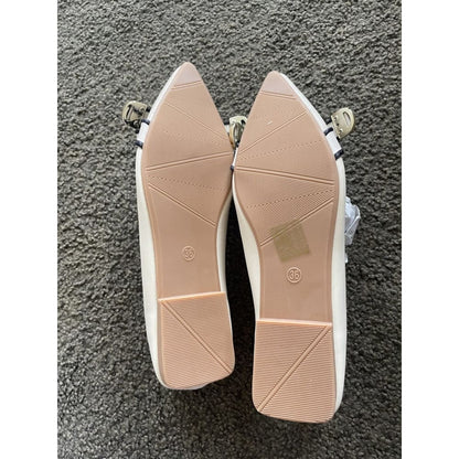 Brand new size 36 flats - flats clothing & fashion - flats - shoes women’s shoes