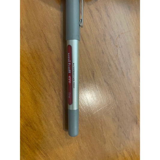 Uni-ball eye 0.7mm capped fine red pen - pens stationery stationery