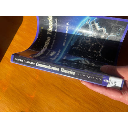 Communication theories - origins methods and uses in the mass media - print books book - condition: used - fiction