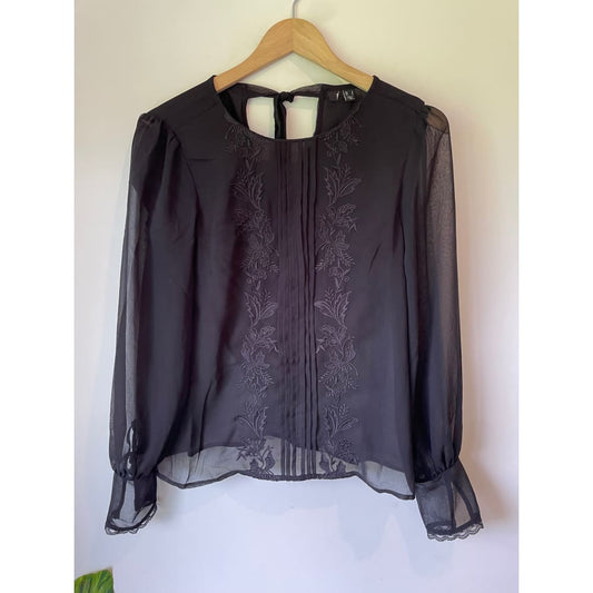 Vero moda sheer embroidered top – size s (brand new cut-label) - blouses blouse - bnew label cut branded clothing