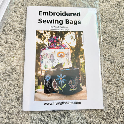 Wendy williams embroidered sewing bag pattern book – 8″ × 6½″ wool appliqué project | brand new - accessory sewing