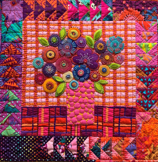 Wendy williams “little vase” mini quilt pattern book – 21″ × 21″ wool appliqué project | brand new - needlecraft