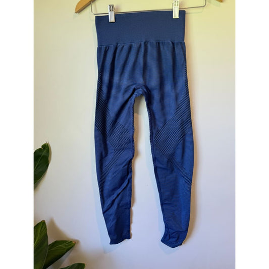 Gymshark size s pastel blue sport seamless leggings - activewear pants bottom women’s apparel
