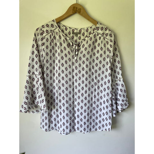 Yarra trail size 10 white geometric print viscose top – excellent condition - blouses condition: used - top women’s