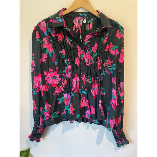 Yas size m floral print smocked blouse – feminine & flattering design sample - blouses women’s apparel