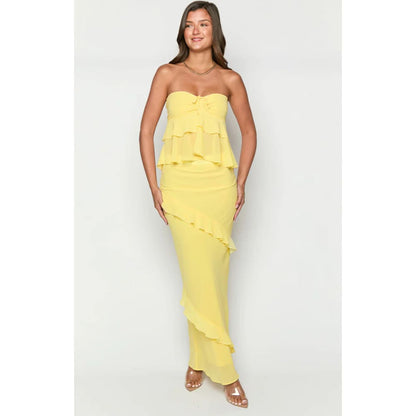 Beginning boutique size 8 raleigh yellow ruffle strapless top - dresses top women’s apparel