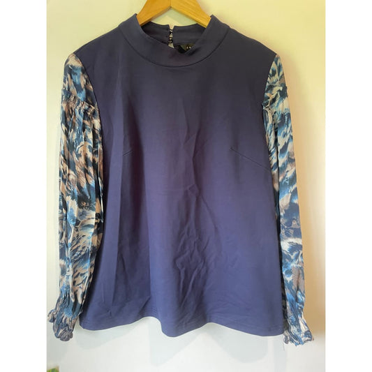 Zafina size 10 top - clothing tops blouse - clothing & fashion - designer clearance - top women’s apparel