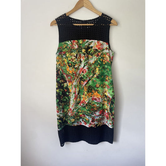 Zafina size 10 sleeveless top - clothing tops clothing & fashion - condition: used - sleeveless - top women’s apparel
